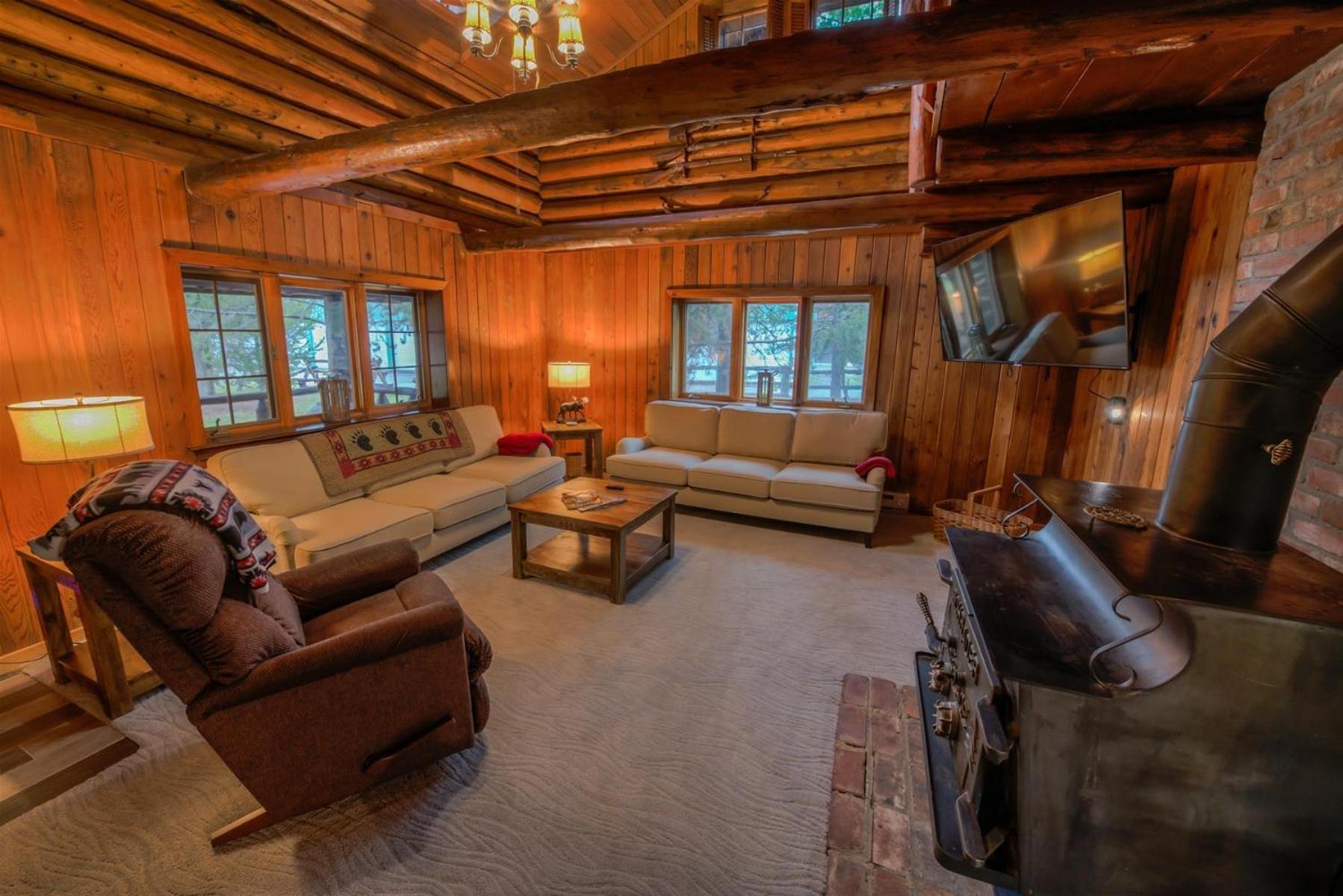 The Moose Bunkhouse Villa West Yellowstone Ngoại thất bức ảnh